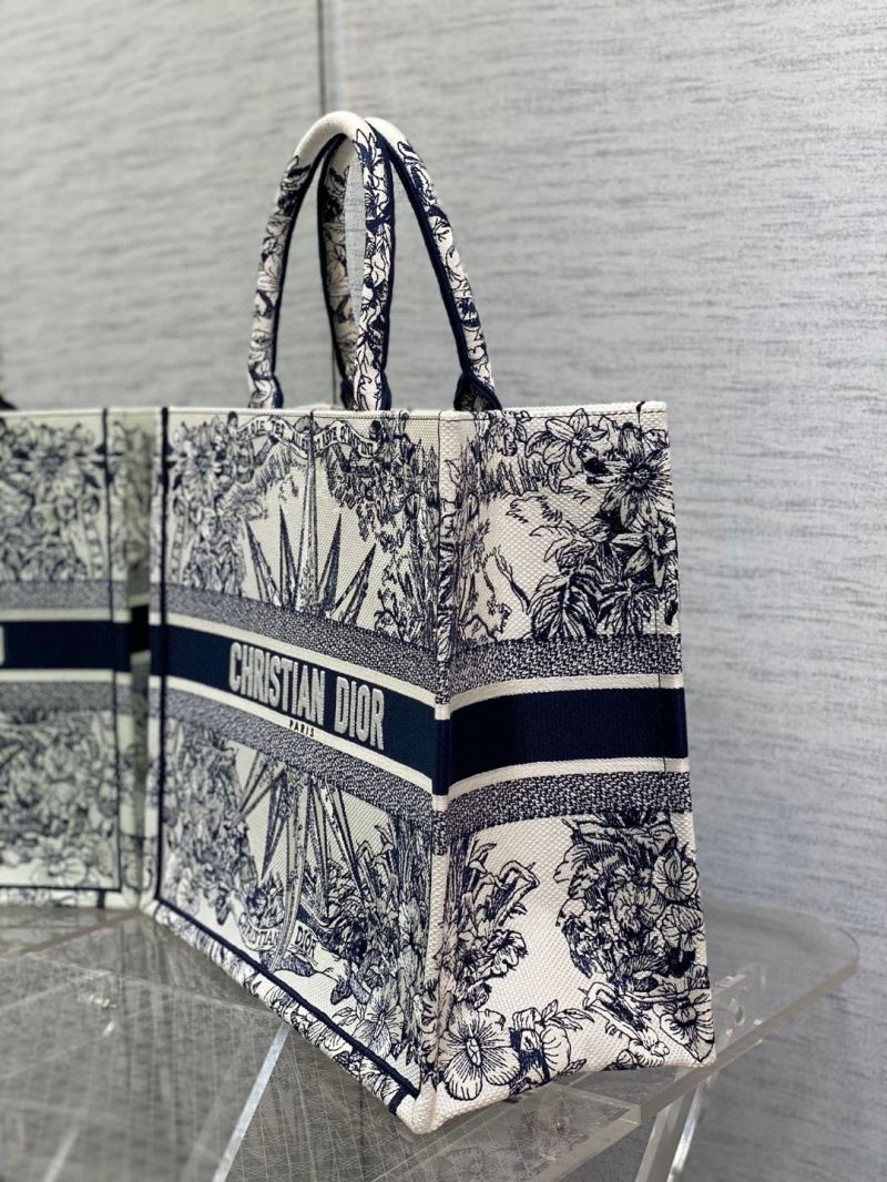 Christian Dior Shopping Bags